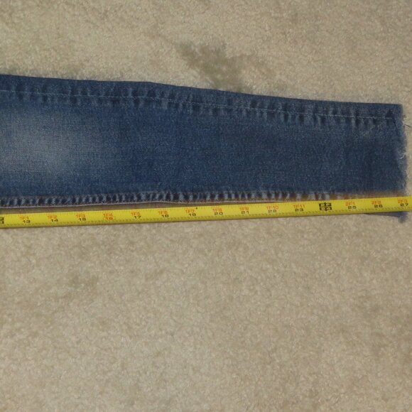 Zara 1975 Denim Sz 4 Denim Skinny Jeans Medium Blue Wash Subtle Distressed Look - Picture 16 of 16